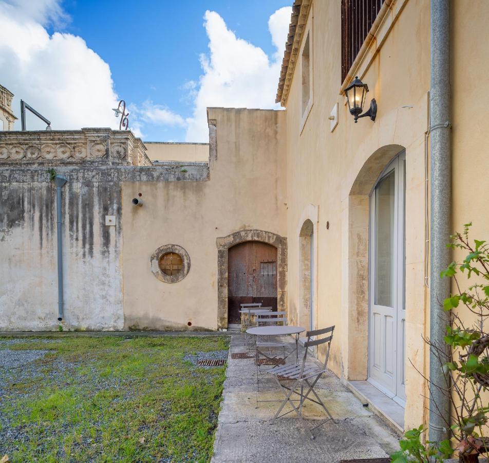 فندق Palazzo Trigona Dependance نوتو المظهر الخارجي الصورة